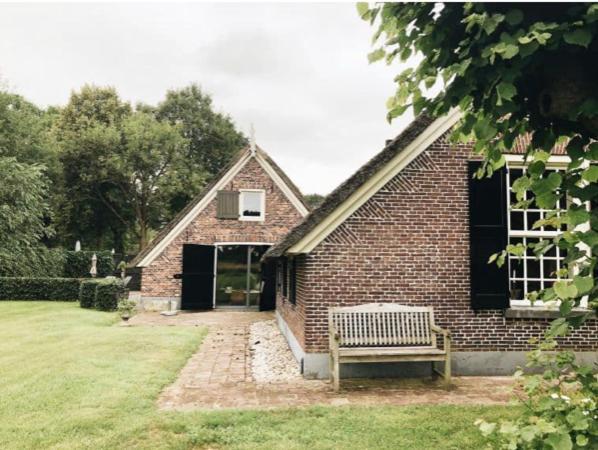 De Rheezer Kamer Hardenberg Exterior photo
